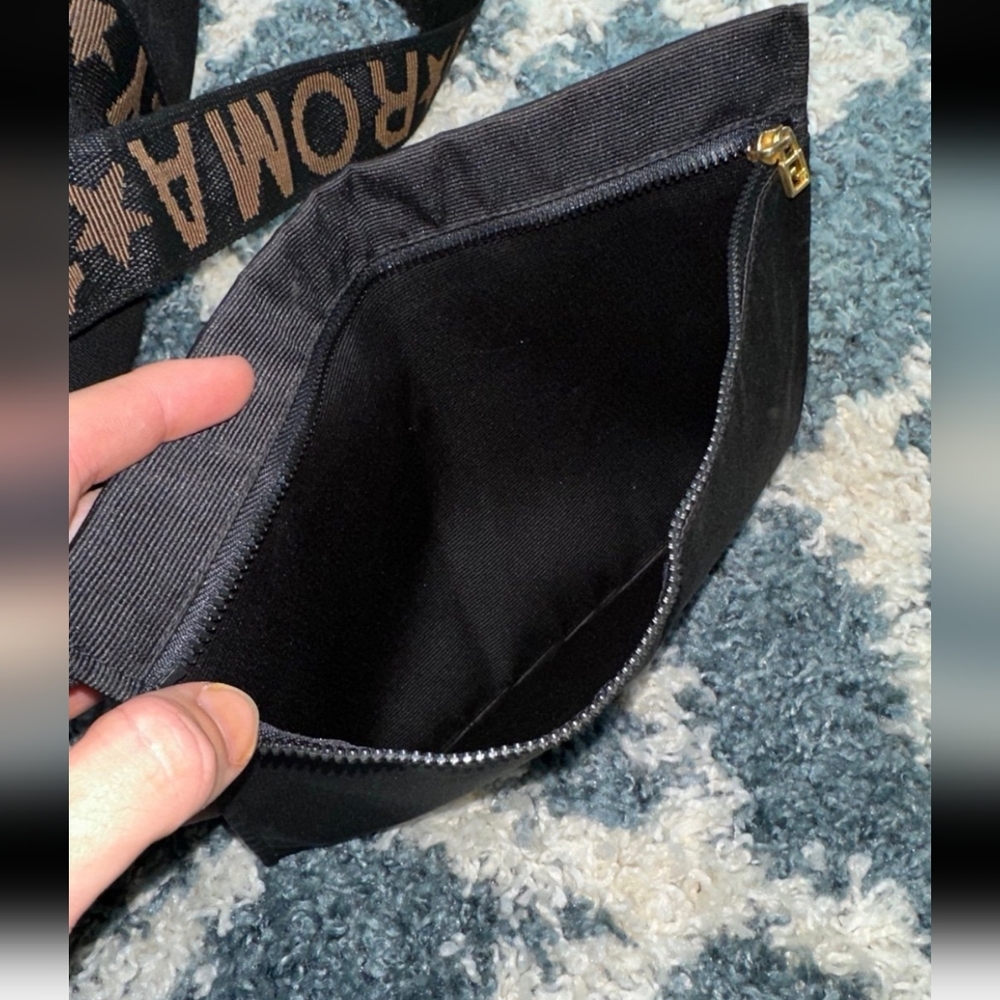 Fendi Large Duffle Bag With strap/Gorgeous 🥰_UNISEX/COA - Picture 8 of 12